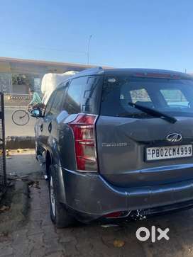 XUV 500 Silver grey colour