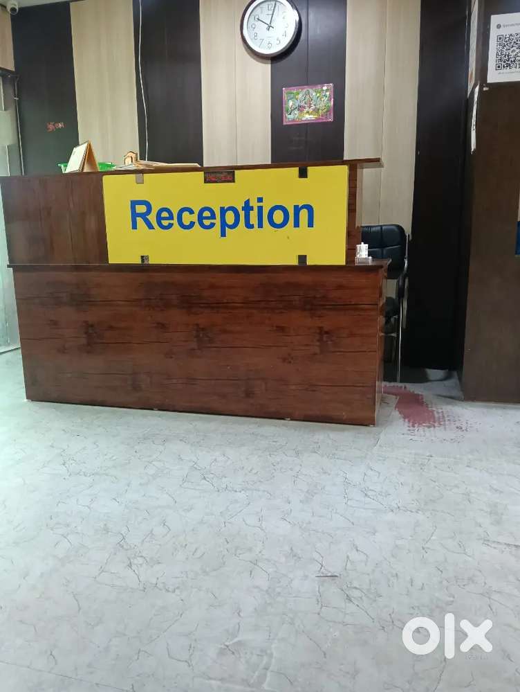 Reception required only female