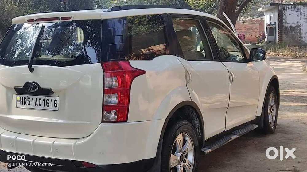 Mahindra XUV500 2011