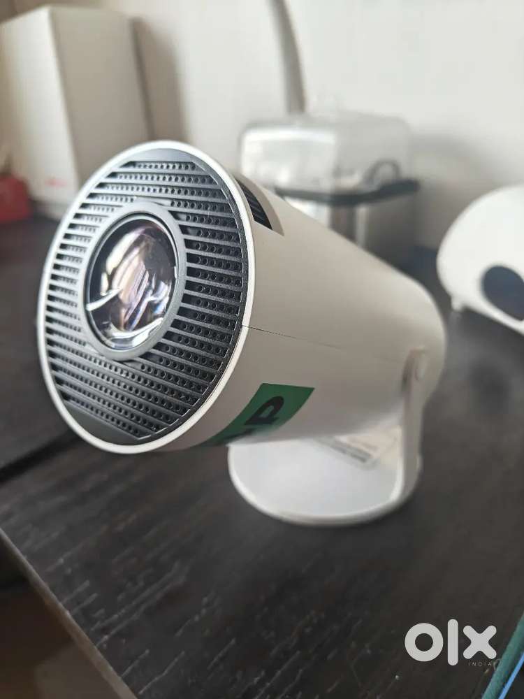 Portable Projector HD 120 Inch Screen
