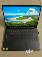 Lenovo Yoga Slim 7 - i5 - , 8GB, 512
