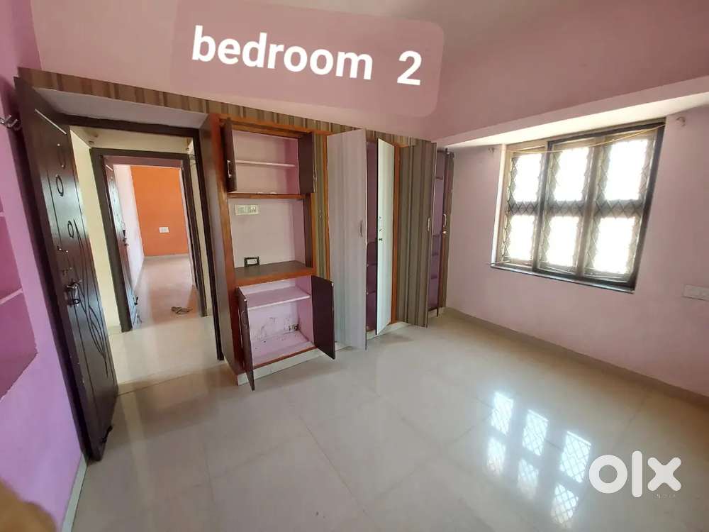 Good looking and easily approach to main road