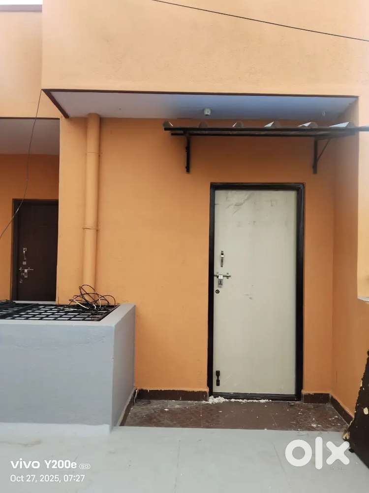 Single room with attach bathroom and with kitchen