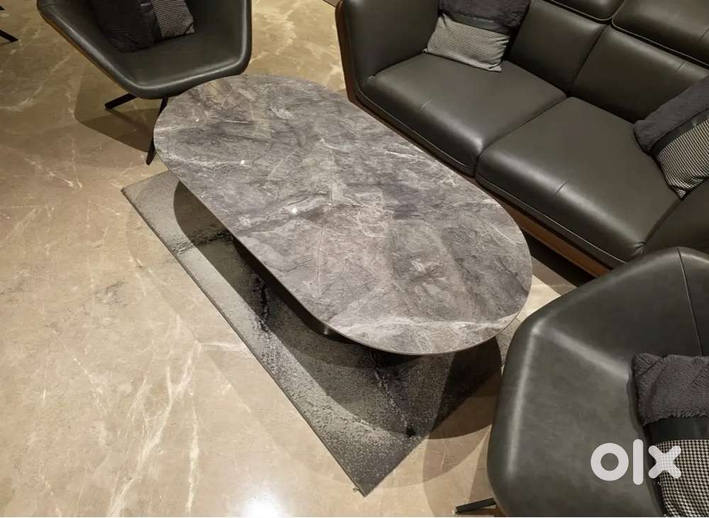CENTER TABLES