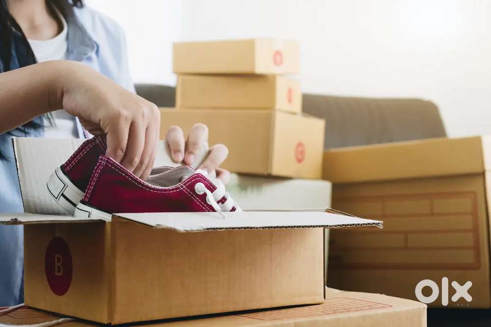 Shoes werehouse packing