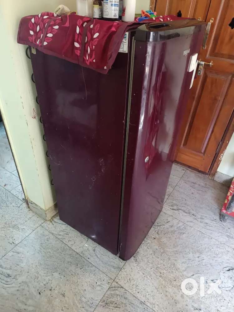 4500 rs - Whirlpool Refrigerator