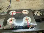 New 4 burner stove
