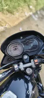 Bike achi hai chalne me sahi hai candishan bhi sahi hai mileage mast
