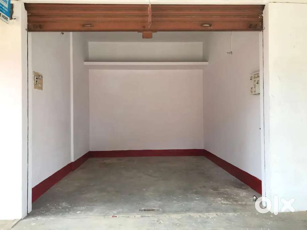 10x12 shop for rent next to 80ft road