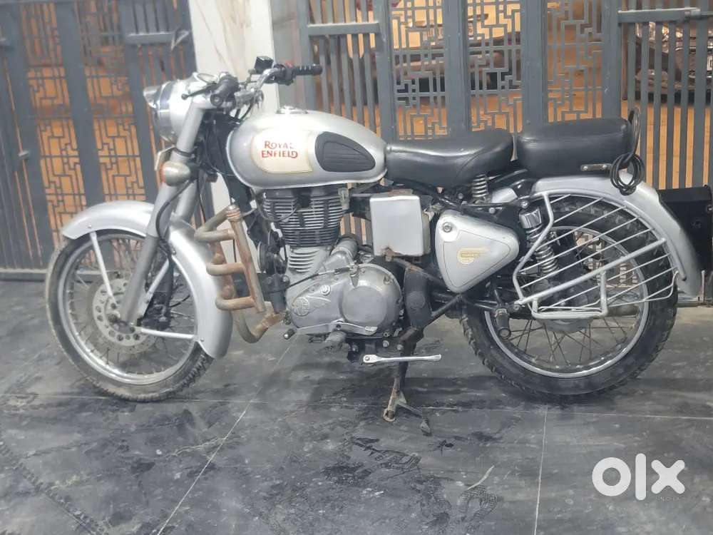 Urgent Sale Classic 350 All original