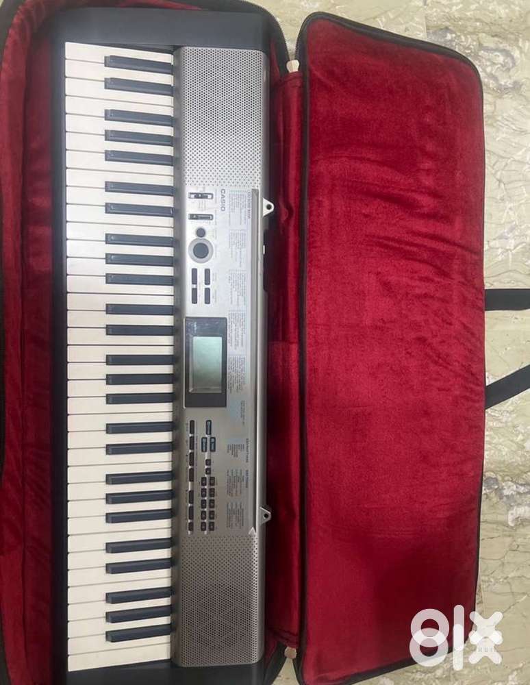CTK-1300, 64 keys synthesiser