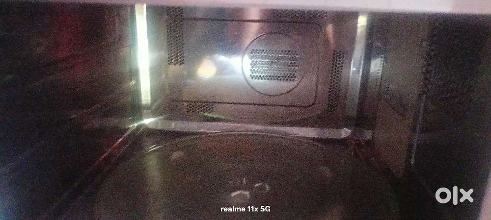 Microwave oven