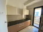 2Bhk western Express Highway touch Flat for rent,Ready to move