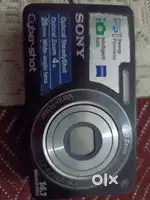 Sony cyber shot camera with 4x zoom