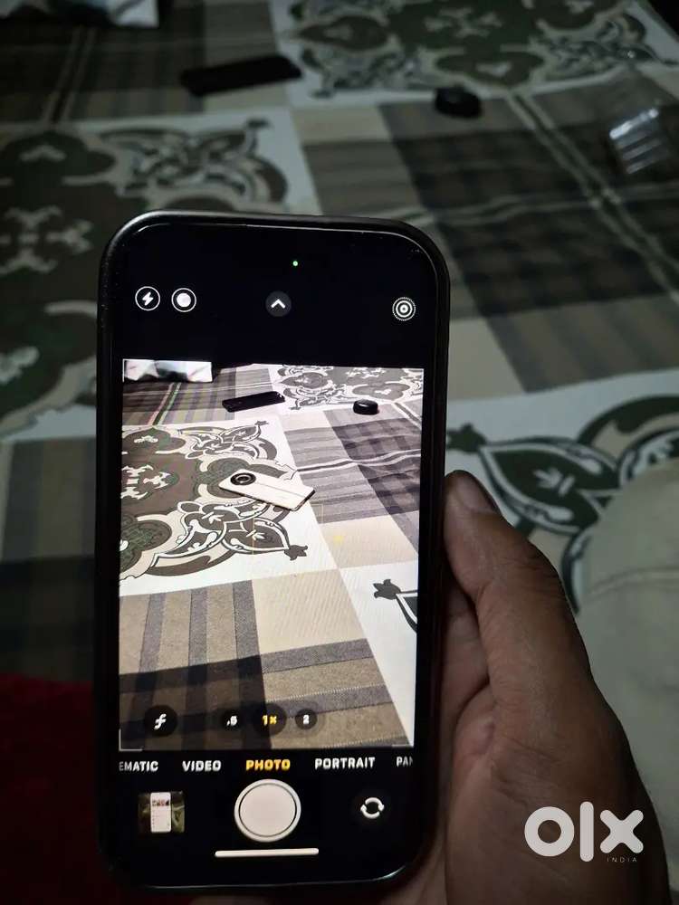 iPhone 15 128GB