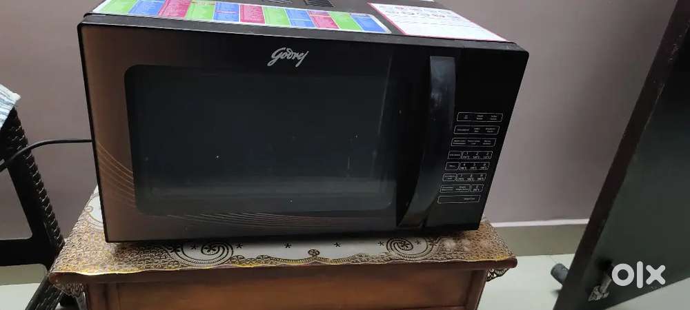 Brand new micro oven