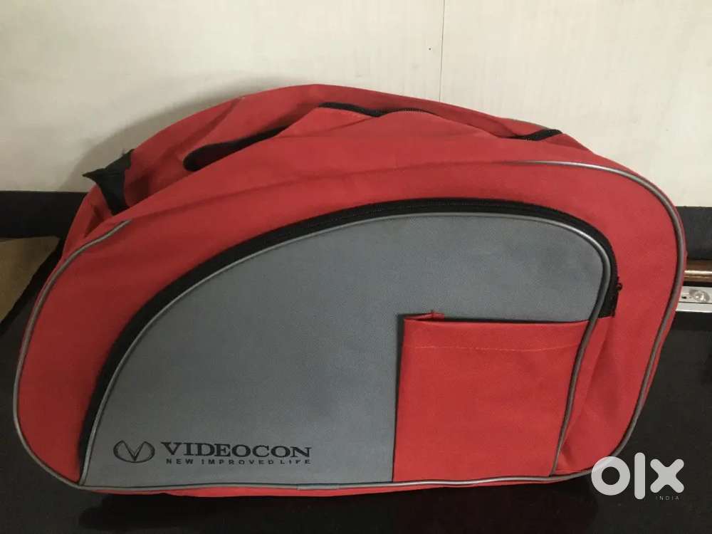 New Gym bag with one front pocket