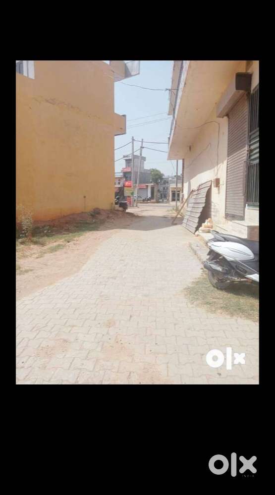 A corner Shop build in showroom type with 22 feet road near highway