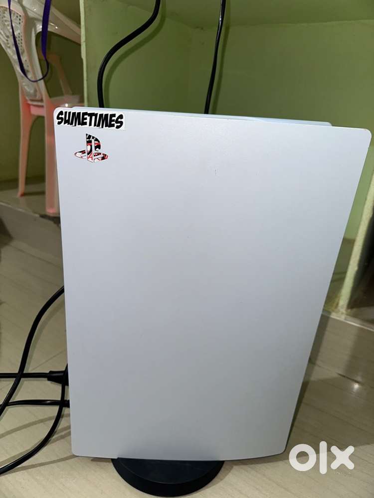 Ps 5 digital 1 tb new condition with box amd all accessories