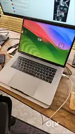 Macbook Pro 15 2018 i7