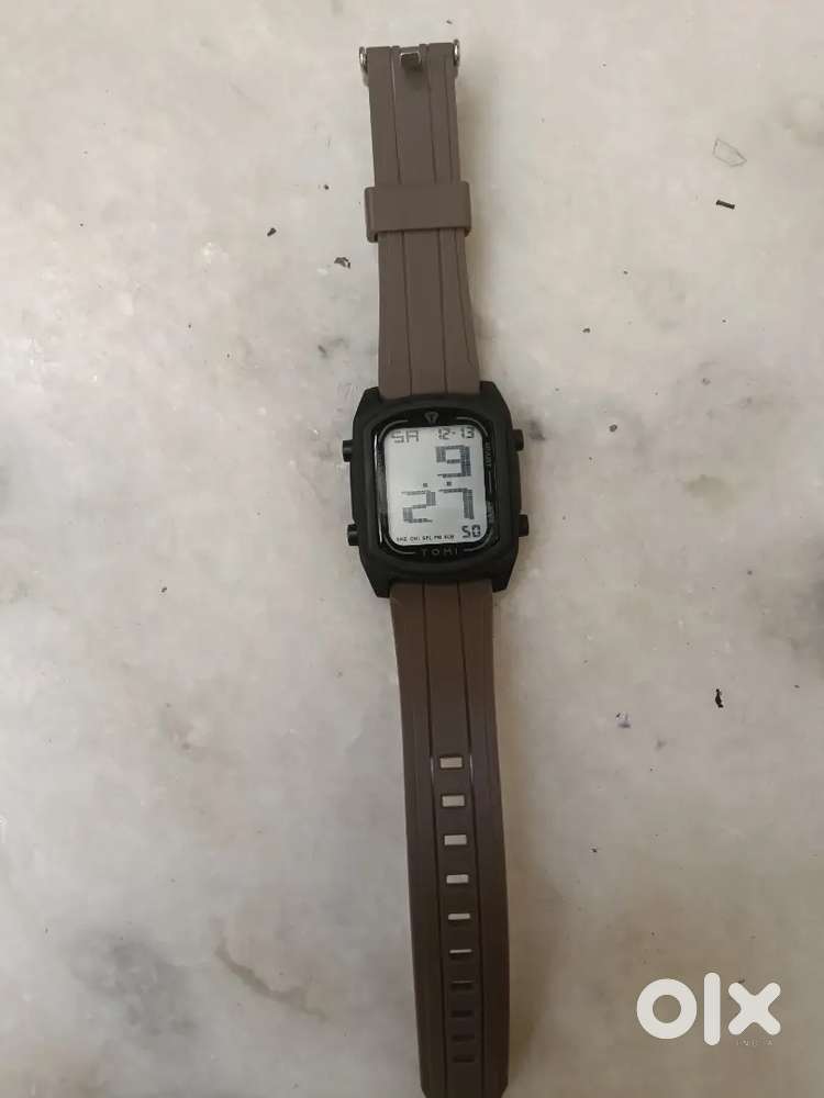 Water resistant watch