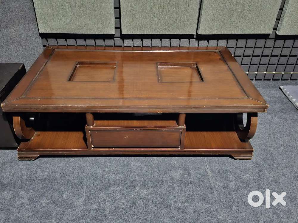 Centre Table For Sale Note: Glass is not available as it was broken