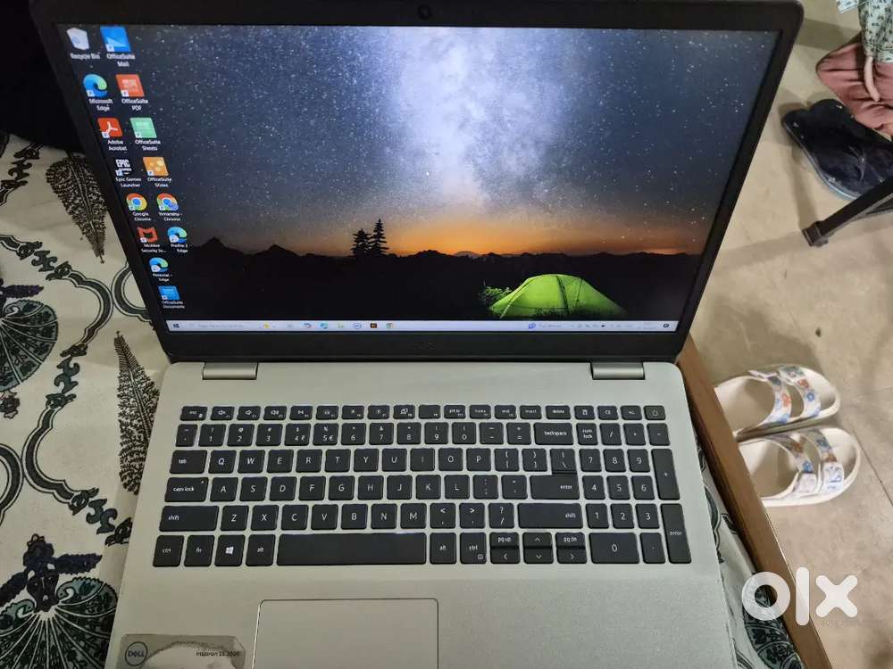 Dell inspiron 15 3000 laptop 8gb ram used only for 2months