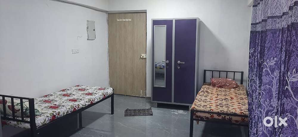 Male pg andheri metro station walking 2 min furnished paying gu