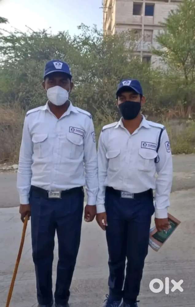 Security gaurd male female both