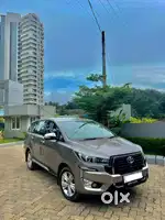 Toyota Innova Crysta 2016 Diesel Well Maintained