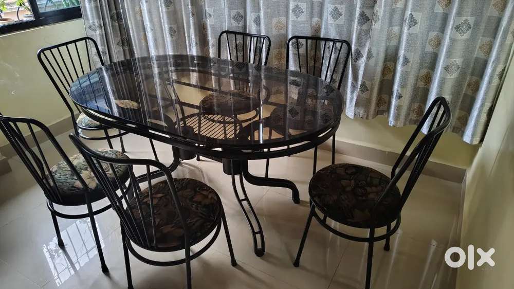 6 Seater Dining Table