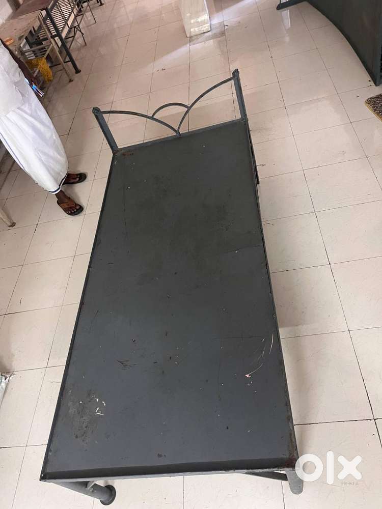 COT (KATTIL) METAL