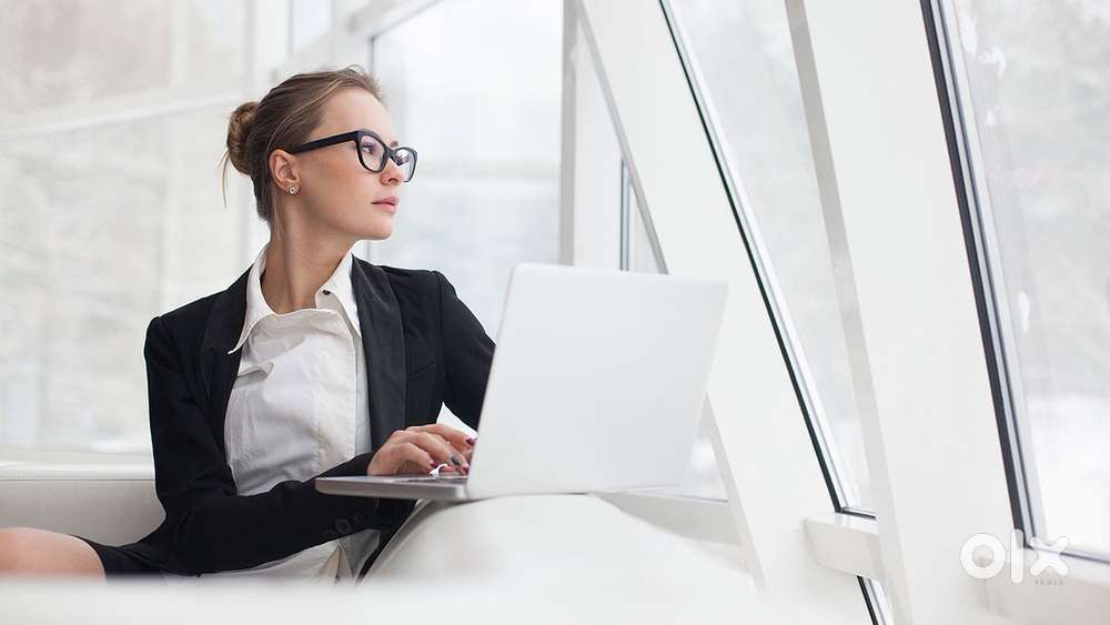 Need A Receptionist Girls Required Only  For Office