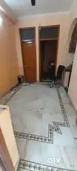 2bhk semi furnished flat available on rent