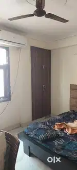 1 Room available in 3 BHK FLAT for boys