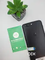 ONEPLUS 5 8/128GB STORAGE - VERY NICE CONDITION MOBILE WITH BILL.