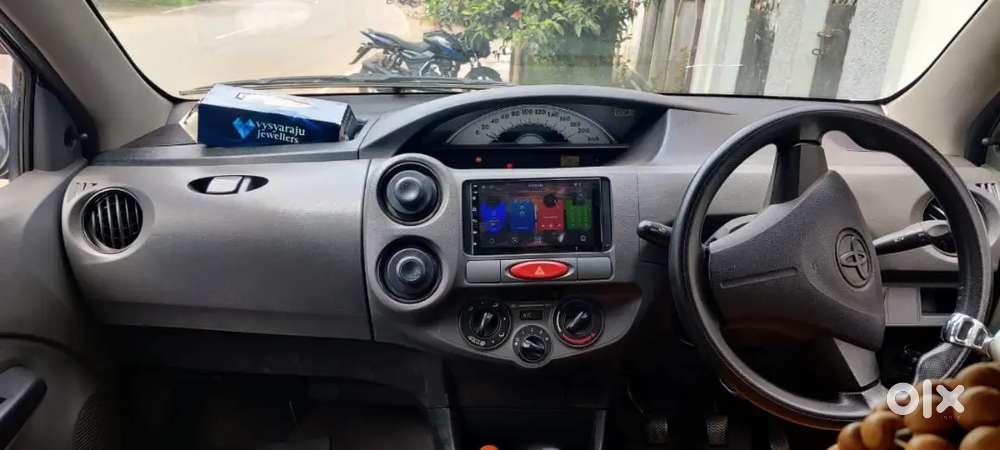 Toyota Etios Liva 2012