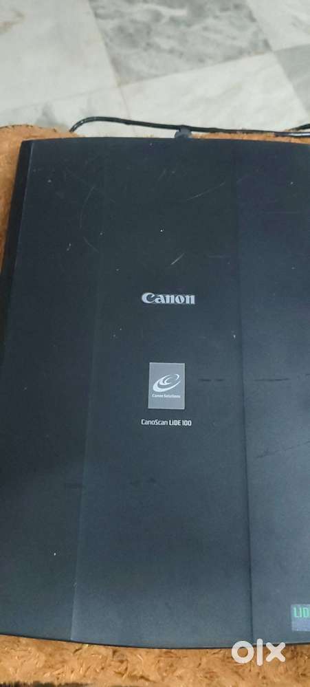 Canon scaner lide 100