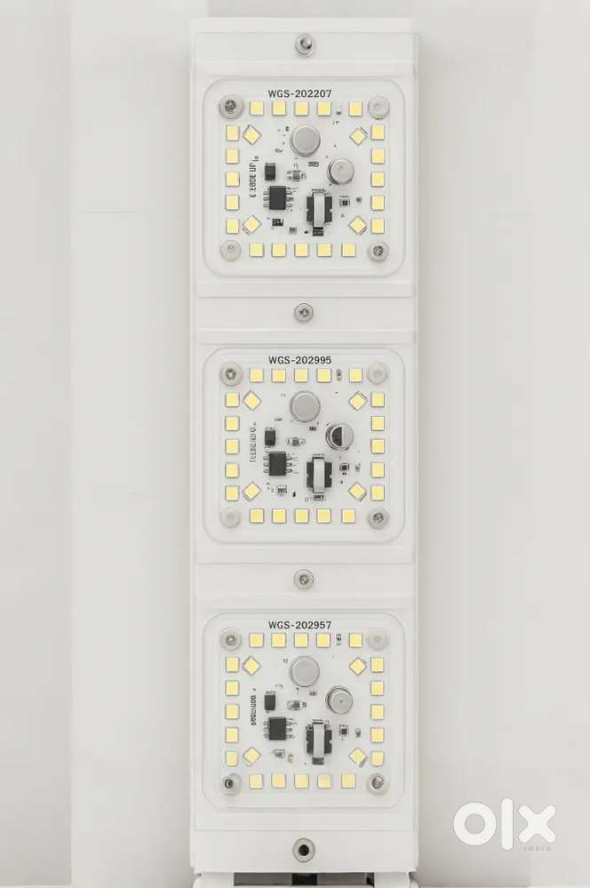 High Brighte Patti Light 3LED 90watt With Holder