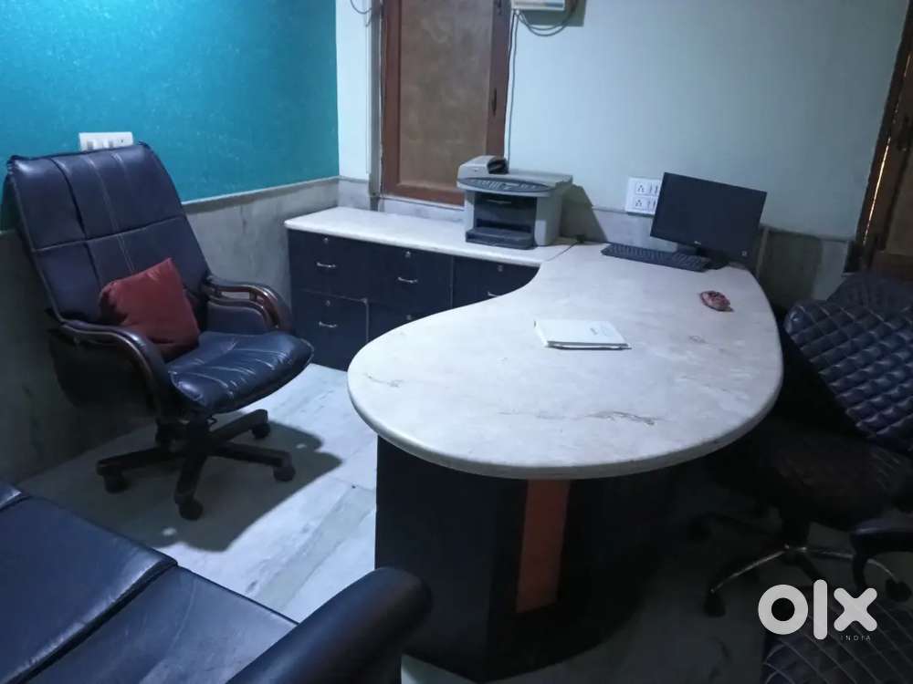 Female Personal office Assistant