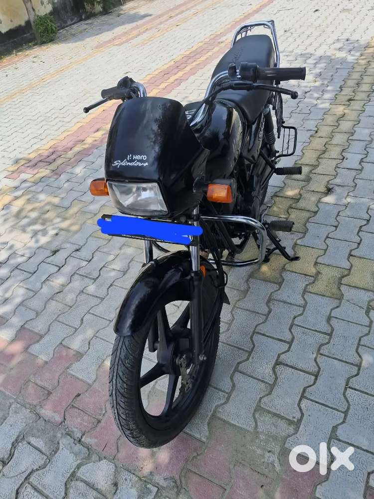 Splender Plus Black