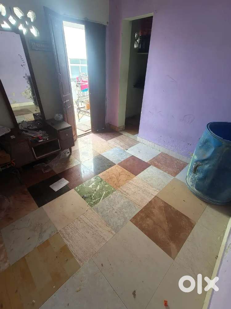 For rent one room kitchen