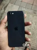 Selling iPhone se price only 11000
