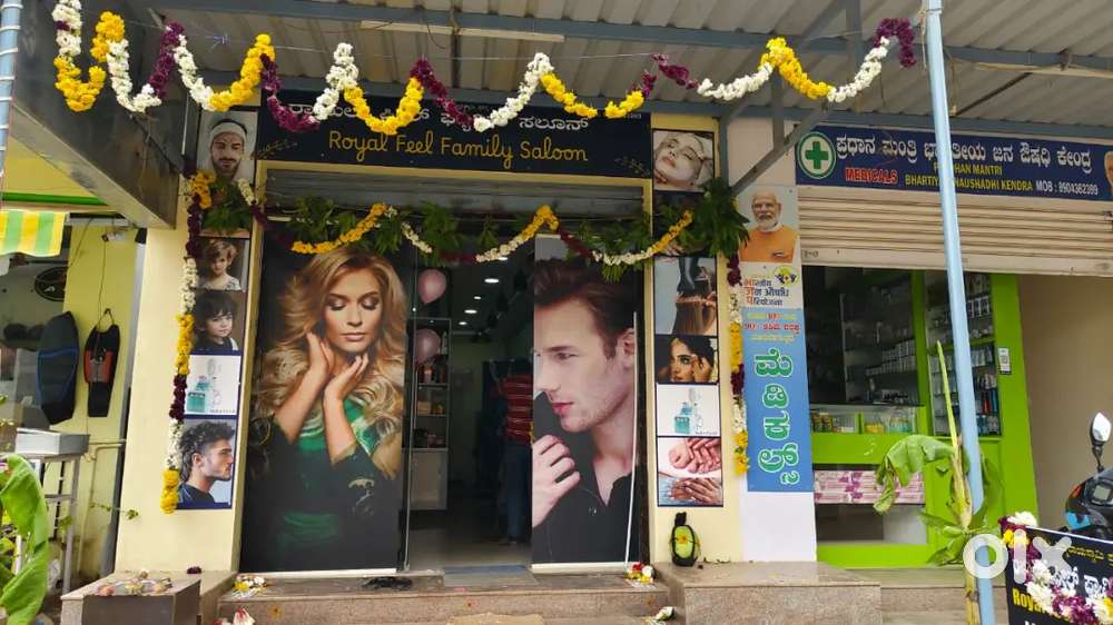 Unisex salon nd family salon