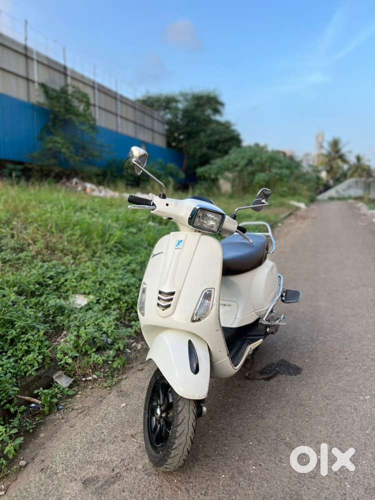 Vespa sxl 150