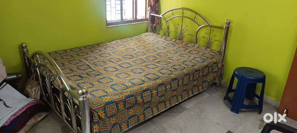 Jindal Steel bed (2 yrs old)