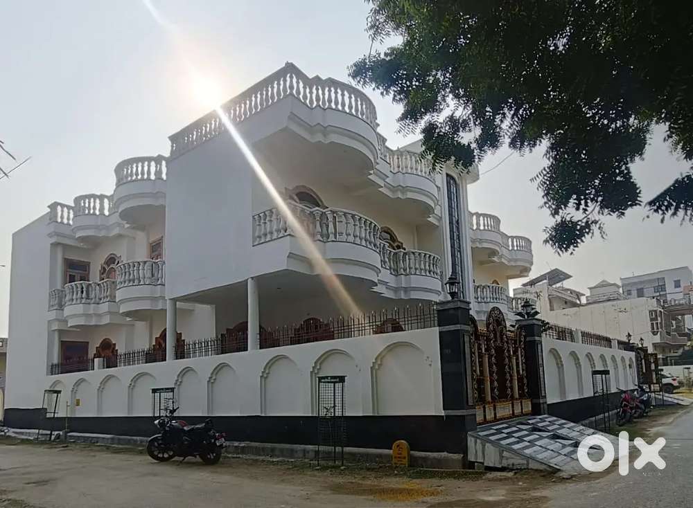 Flats available for family/students