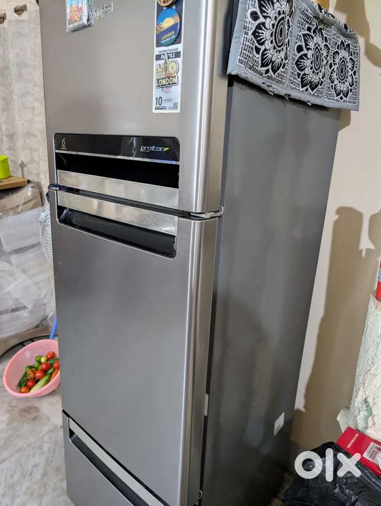 2 year old double door 5 star fridge