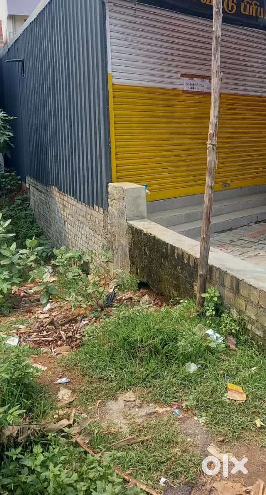 Ground floor 400 sq ft Park Town