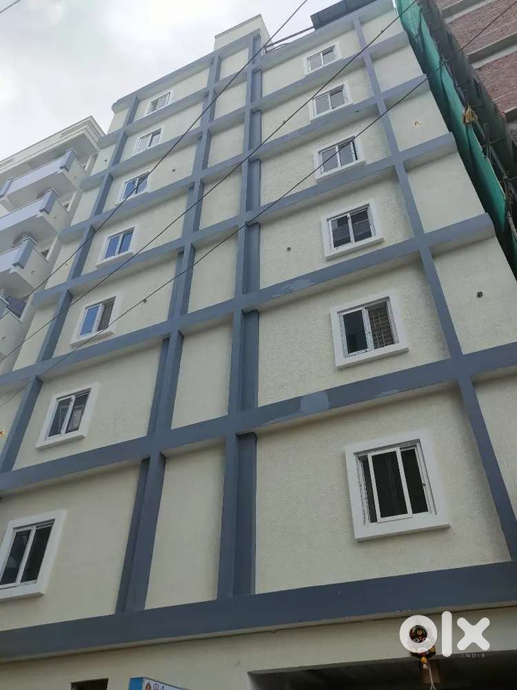 1 year PG Building Available for lease(Womens)